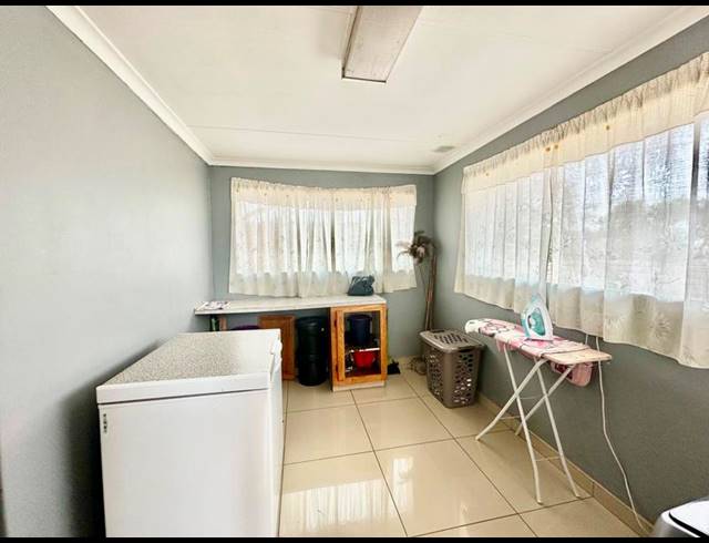 3 BEDROOM HOUSE FOR SALE IN SELCOURT